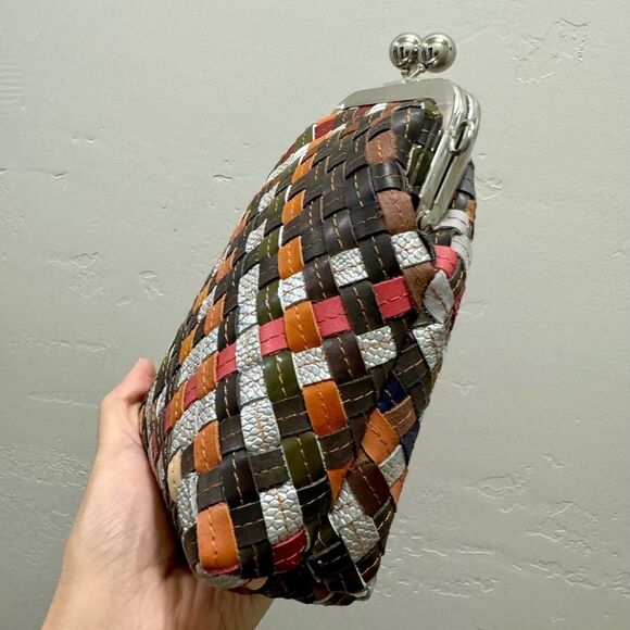 Colorful Woven Leather Handmade Kisslock Clutch/Phone Pouch/ Crossbody - Picture 14 of 16